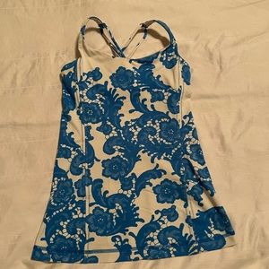 Lululemon XS tank top